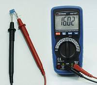 AMM-1032 Digital Multimeter - Measuring Capacitance