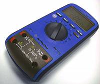 AM-1142 Digital Multimeter - input terminals