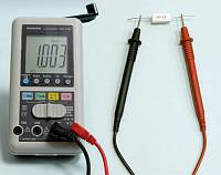 AM-1081 Hand Charger Digital Multimeter - Resistance Measurement