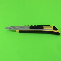 AHT-5066 76 PIECE Professional Electronic Technician's Tool Kit - utility knife