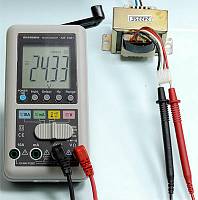 AM-1081 Hand Charger Digital Multimeter - AC Voltage measurement